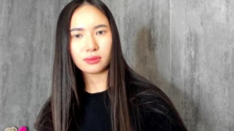 Snapshot of amina_artin chatting on December 19, 7:07 pm Amina online show from December 19, 7:07 pm