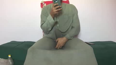 Amir online show from December 4, 11:43 am