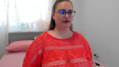 Amira Vyxen online show from July 28, 12:48 pm