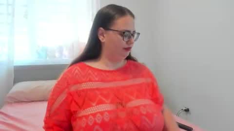 Amira Vyxen online show from July 10, 9:03 am