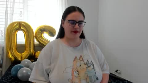 Amira Vyxen online show from April 29, 7:02 am