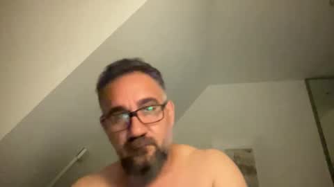 amirsds3298129 online show from June 7, 8:47 pm