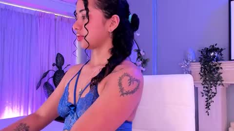 Ammy Nova online show from December 16, 8:15 pm