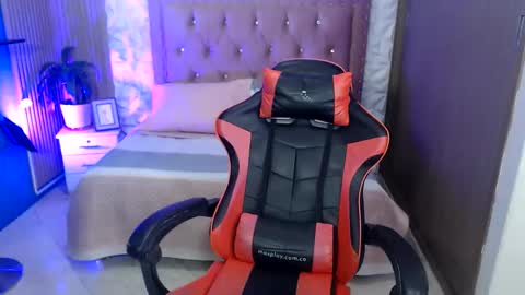 AMMY  online show from April 14, 2:20 pm