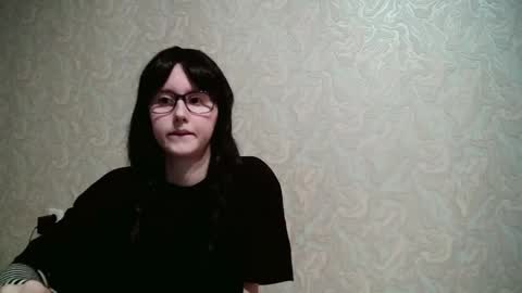 Amomira online show from October 27, 1:11 pm