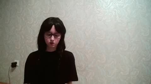 Amomira honeyx online show from December 19, 1:34 am