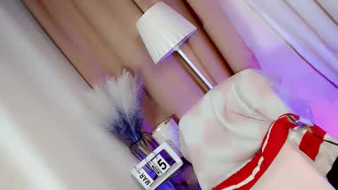 Belle Tylor online show from March 7, 9:48 pm