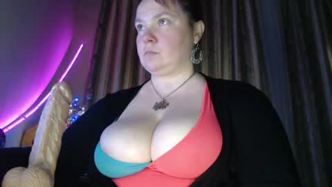 amorelara online show from June 15, 5:49 pm