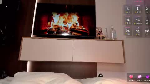 Amy Akime online show from June 17, 3:55 am