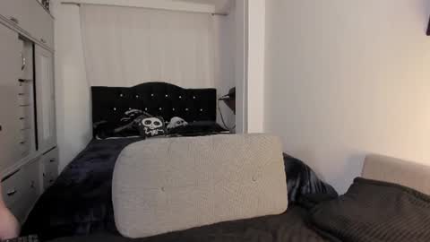 Amy online show from June 14, 5:48 pm