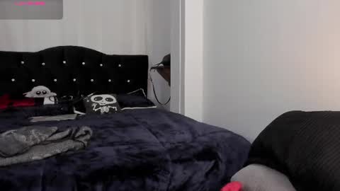 Amy online show from June 16, 2:10 pm