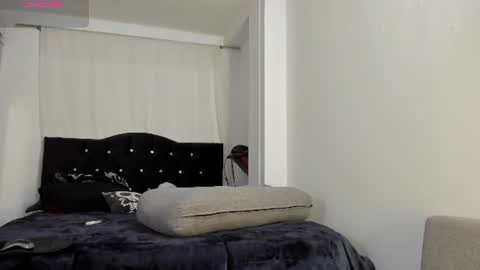 Amy online show from June 28, 6:15 pm