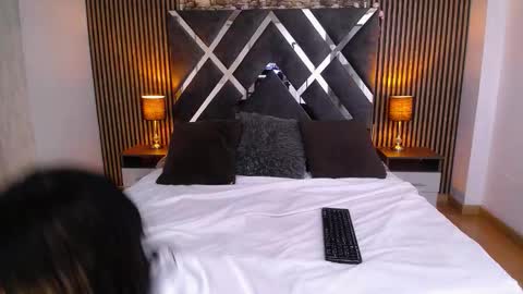 Amy online show from February 2, 12:45 pm