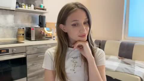 Amy Chill online show from June 19, 5:52 pm