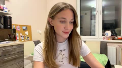 Amy Chill online show from December 1, 6:39 pm