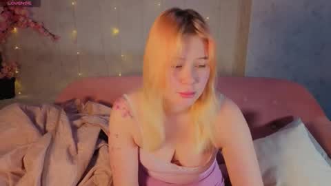 Amy online show from March 13, 3:43 am