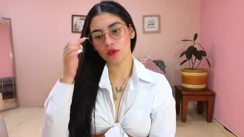 Snapshot of amy_lovelydoll chatting on October 4, 11:46 pm Amy online show from October 4, 11:46 pm