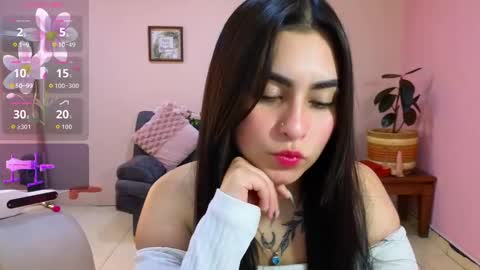 Snapshot of amy_lovelydoll chatting on October 16, 7:56 pm Amy online show from October 16, 7:56 pm