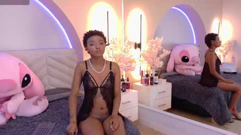 Amy online show from April 30, 8:03 pm