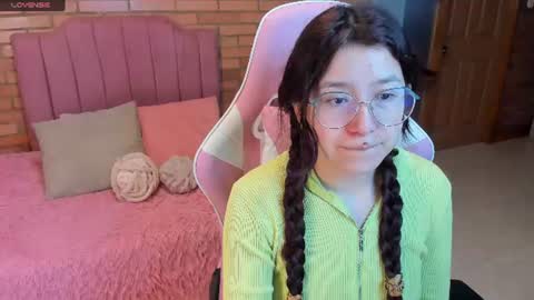Amy sophia 3 online show from July 28, 11:08 am