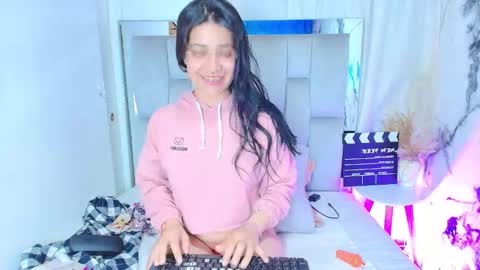 Amy online show from March 28, 1:12 pm