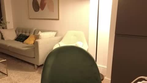 girl next door named Amy online show from January 6, 7:23 am