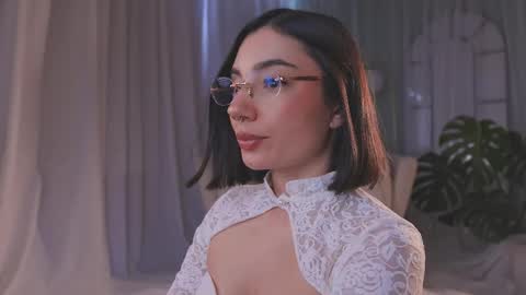 Amy Armstrong online show from April 30, 10:14 pm