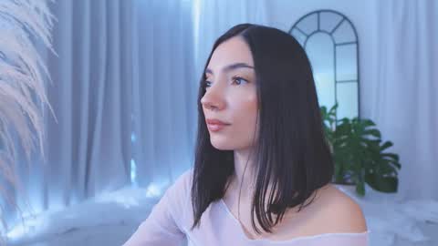 Amy Armstrong online show from November 21, 9:13 pm