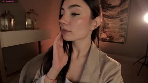 Amy Armstrong online show from March 8, 12:33 am