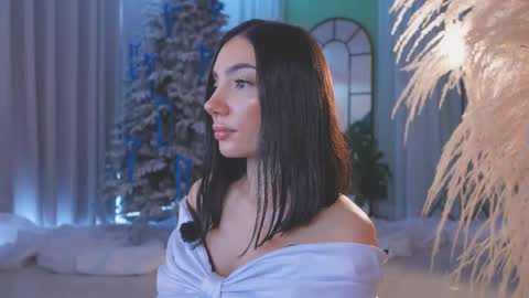 Amy Armstrong online show from December 20, 8:38 pm