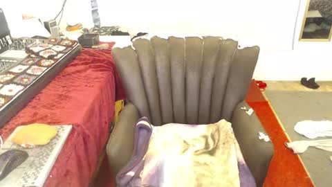 Trashely Gimpson online show from July 28, 9:40 am