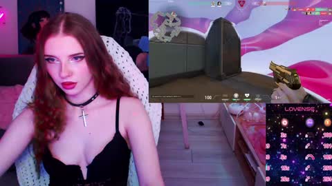 Snapshot of amyboop_ chatting on December 6, 7:06 pm Amy is here  my telegram chanel -  online show from December 6, 7:06 pm