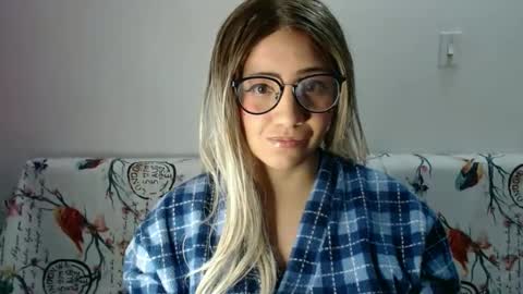 amycosplay99 online show from January 16, 10:55 pm