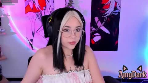 Amy online show from April 30, 8:57 pm