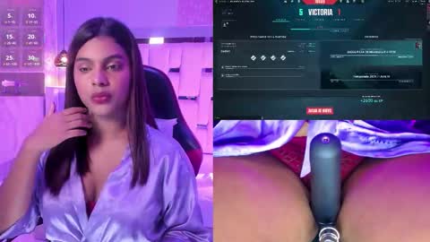 amyevan_ online show from October 29, 11:38 pm