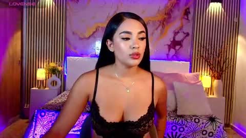 amyjohnsonn online show from July 12, 6:16 am