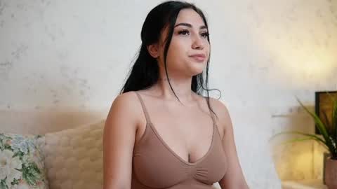  Amy  online show from July 2, 8:25 pm