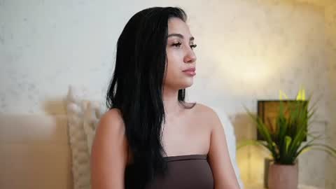  Amy  online show from July 6, 8:33 pm