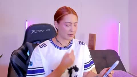 Amy online show from June 25, 5:07 pm