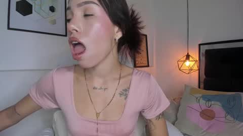 Amy online show from February 14, 11:46 am