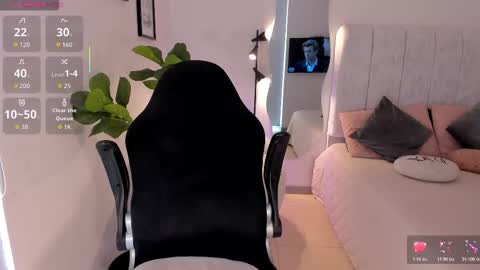    online show from March 17, 7:08 pm