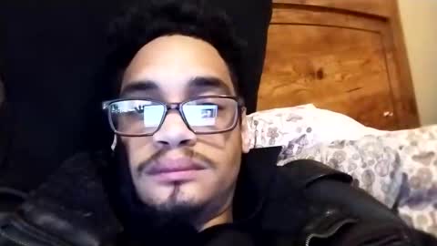 an377432 online show from February 25, 5:16 pm