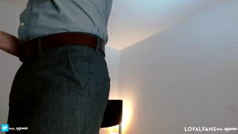 Snapshot of an_expose chatting on March 1, 8:32 pm an expos online show from March 1, 8:32 pm