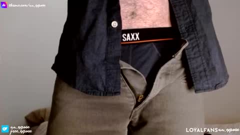Snapshot of an_expose chatting on September 20, 4:43 pm an expos online show from September 20, 4:43 pm