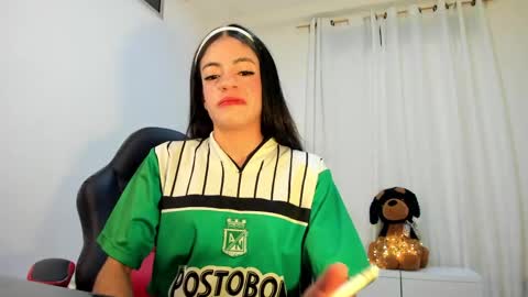 Ana online show from May 2, 12:49 am