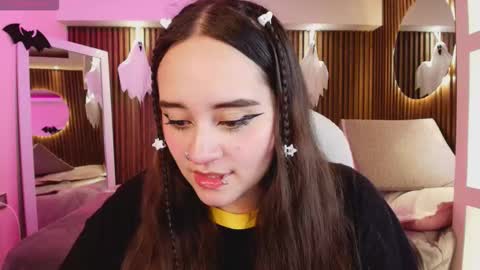 Snapshot of ana_taylor2 chatting on October 7, 7:32 pm Ana online show from October 7, 7:32 pm