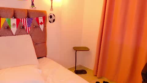 ana victoria online show from June 20, 10:27 pm