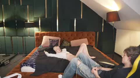 Sweet girls online show from July 28, 8:52 pm