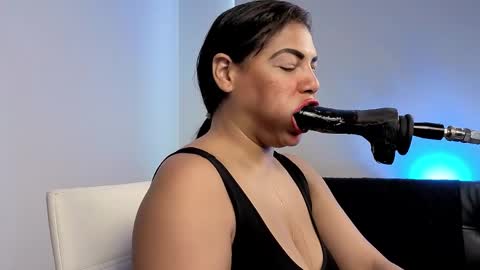 Anabel Alice Gandara online show from May 5, 4:02 pm