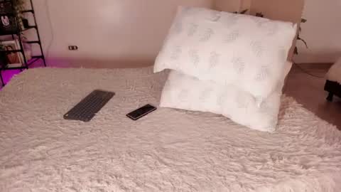 Ana and Nixon online show from July 28, 5:24 pm